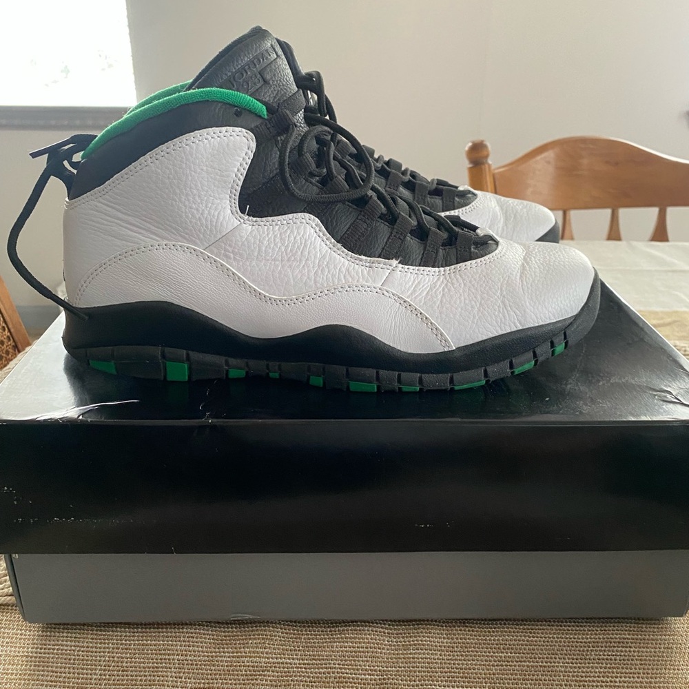 Nike Air Jordan 10 Seattle size 11.5